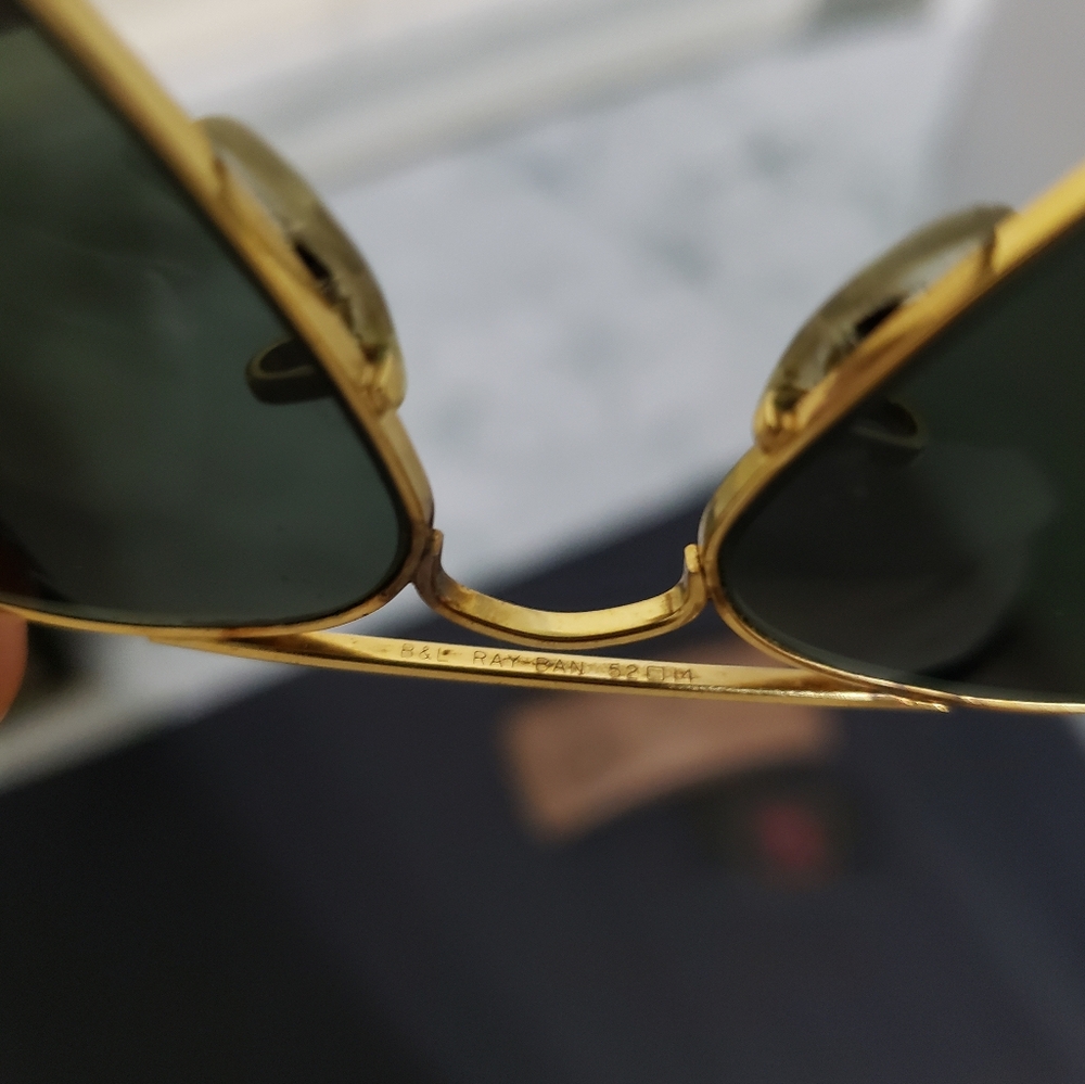 Ray-Ban Gold and Black Aviator Sunglasses - Picture 7 of 15